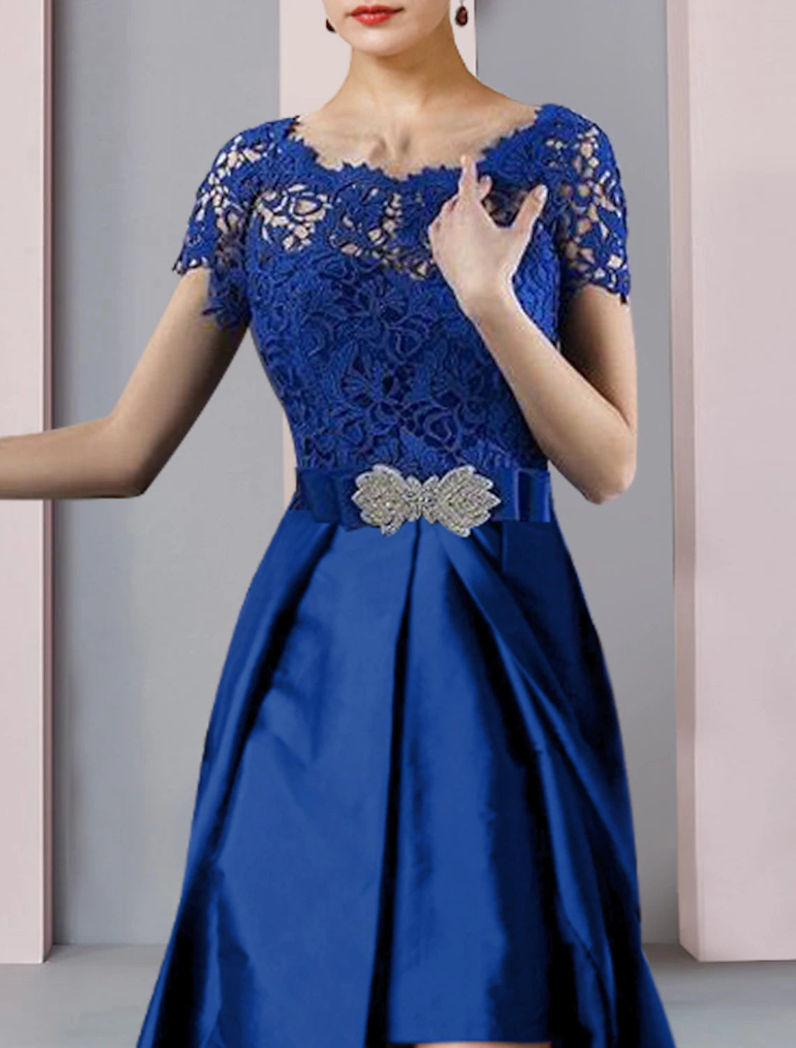 Wholesale  Two Piece Sheath / Column Mother of the Bride Dress Formal Church Elegant detachable Scoop Neck Knee Length Lace Taffeta Short Sleeve with Bow(s) Crystal Brooch